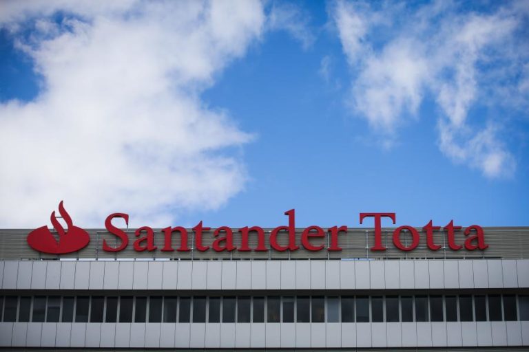 Lucros do Santander Totta baixam 6,4% até setembro para 728,2 ME