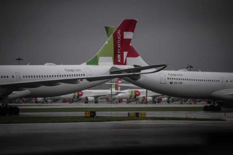 Governo alerta ANA para necessidade de rever previsões de tráfego do novo aeroporto de Lisboa