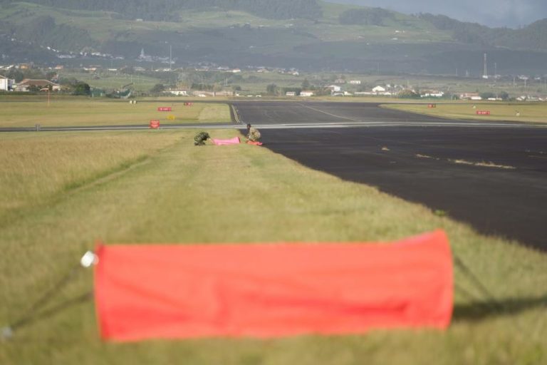 Aeronaves com destino a Israel escalaram nos Açores e Governo quer apurar responsabilidades