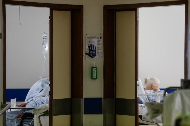 Nove em 10 portugueses dizem que qualidade dos serviços prestados no SNS está a piorar