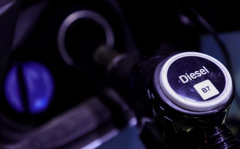 OE2026: Governo atribuiu subsídio de 0,062 euros/litro à pequena agricultura e pesca