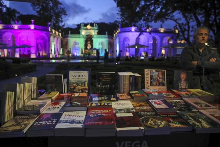Poeta e historiadora angolana Ana Paula Tavares vence Prémio Camões 2025