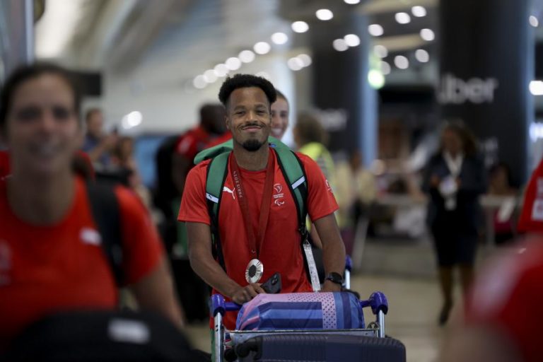 Sandro Baessa conquista ouro nos Mundiais de atletismo Virtus