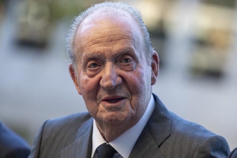 Juan Carlos I ausente de comemorações oficiais dos 50 anos da democracia espanhola