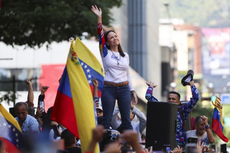 Venezuelana Maria Corina Machado vence Prémio Nobel da Paz 2025