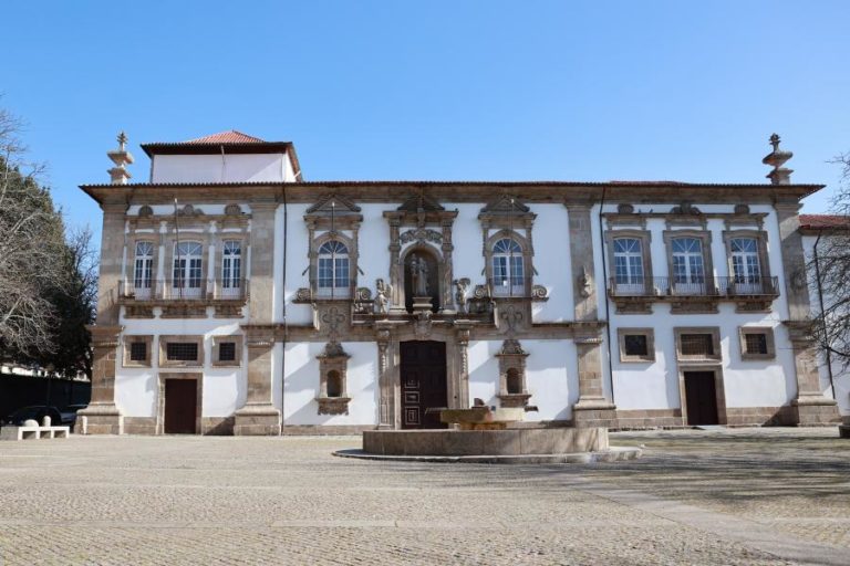 Governo assume financiamento do metrobus de Guimarães a Braga e à alta velocidade