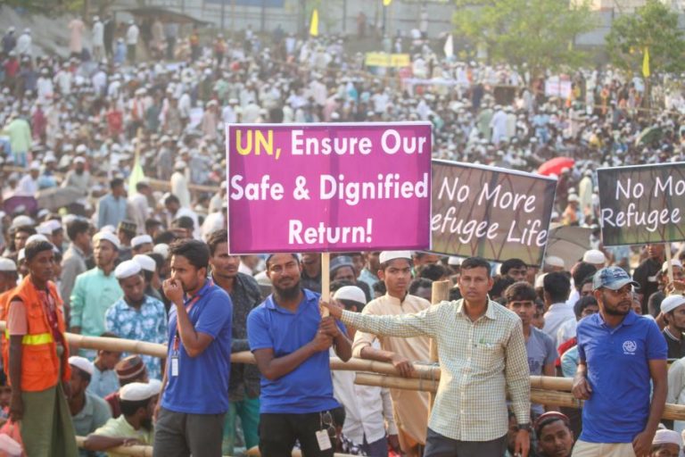 Muçulmanos rohingya pedem ajuda na ONU para parar assassínios em Myanmar