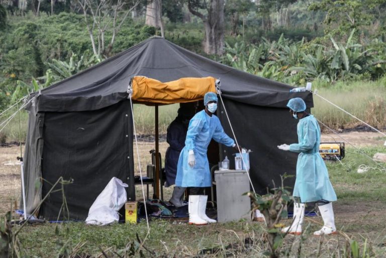 Cólera alastra na província angolana do Uíje com mais de 700 novos casos
