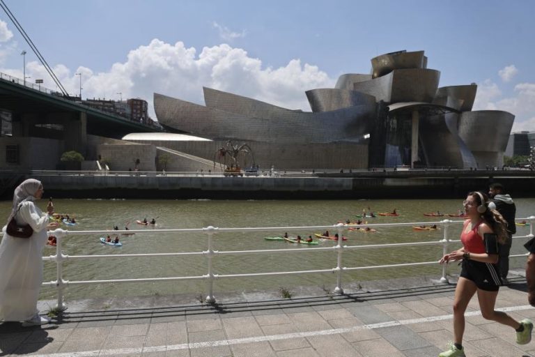 Guggenheim de Bilbau inaugura hoje exposição dedicada a Vieira da Silva