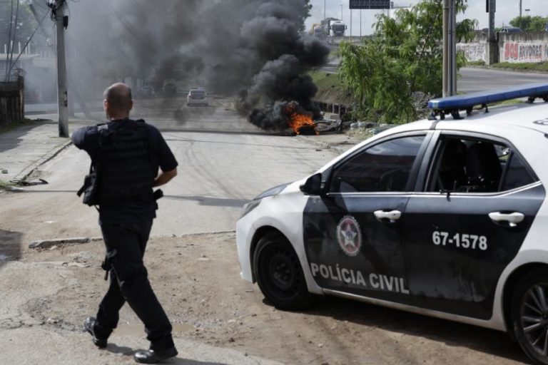 Bónus para agentes que matem suspeitos ‘prejudica segurança pública’ no Rio – ONG
