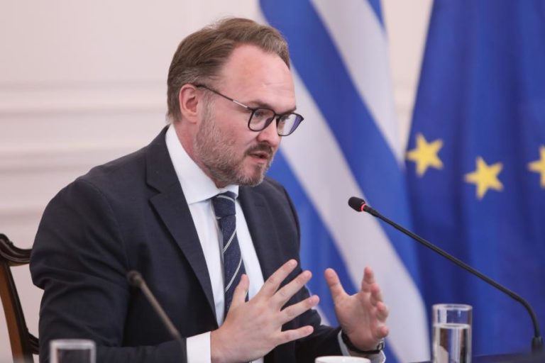 Bruxelas exorta países da UE a baixarem impostos da energia e avançarem com interligações