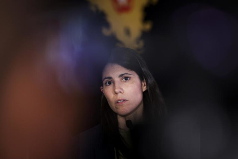 Médio Oriente: Mortágua pede mobilização cívica e pressão ao Governo português