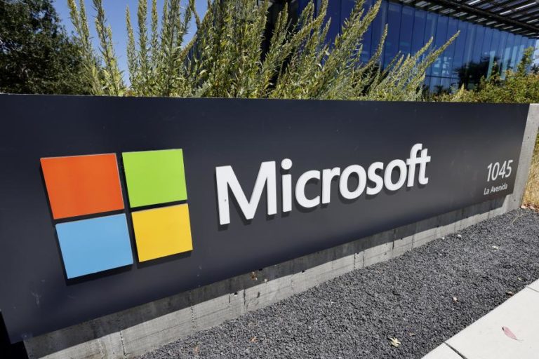 Serviço cloud da Microsoft afetado por falha global