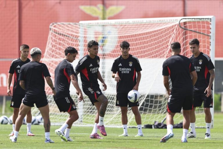 Benfica é líder mundial na formação de futebolistas segundo critérios do CIES