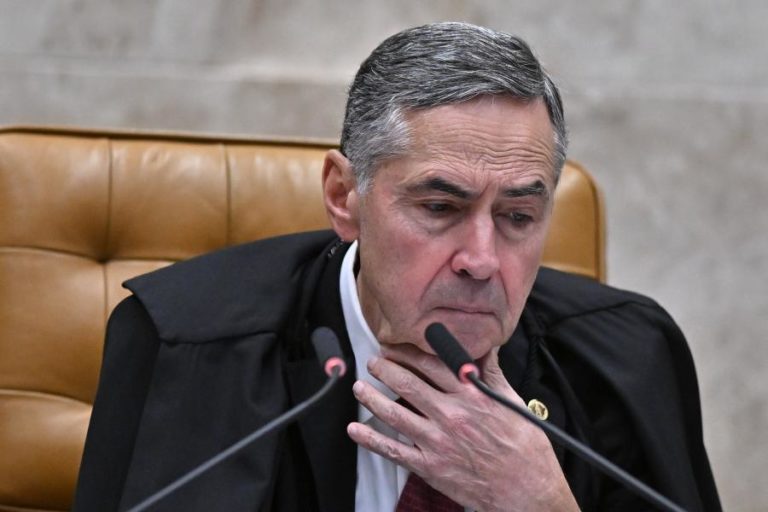 Juiz do Supremo à beira da reforma vota pela despenalização do aborto no Brasil