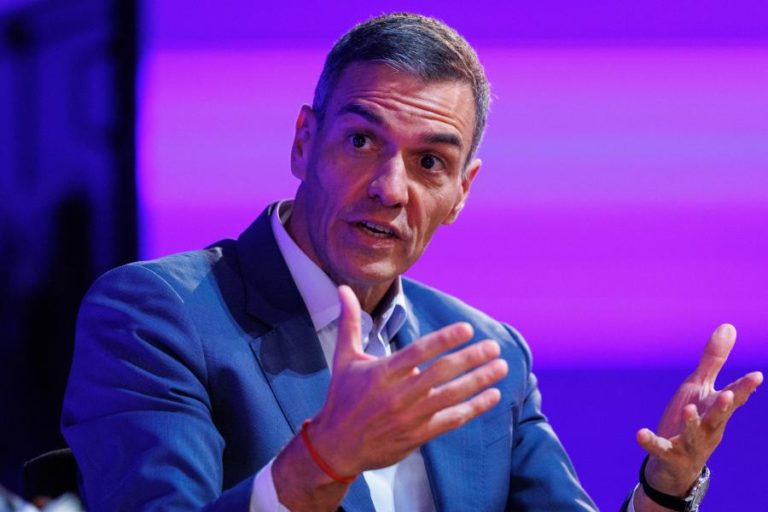 Sánchez condena terrorismo do Hamas e pede a Israel que “pare o genocídio”