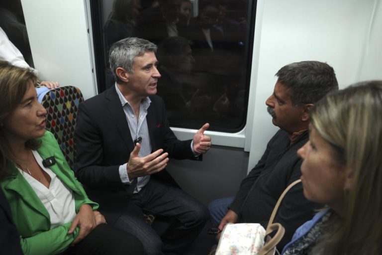 Carneiro acusa Governo de “andar para trás” nos direitos laborais