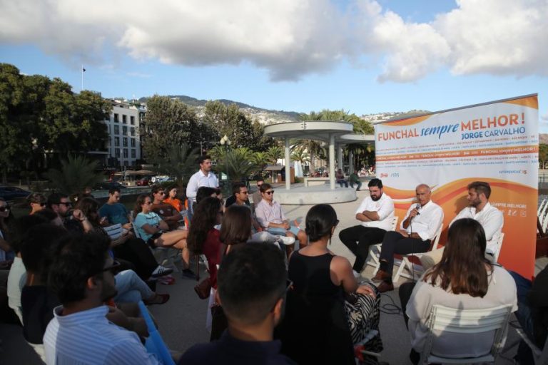 Maioria dos candidatos ao Funchal concorda com suspensão do AL em prédios de habitação