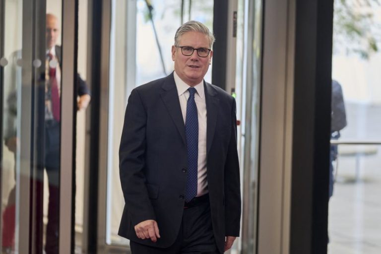 Reino Unido precisa de “derrotar” ascensão de ódio antissemita