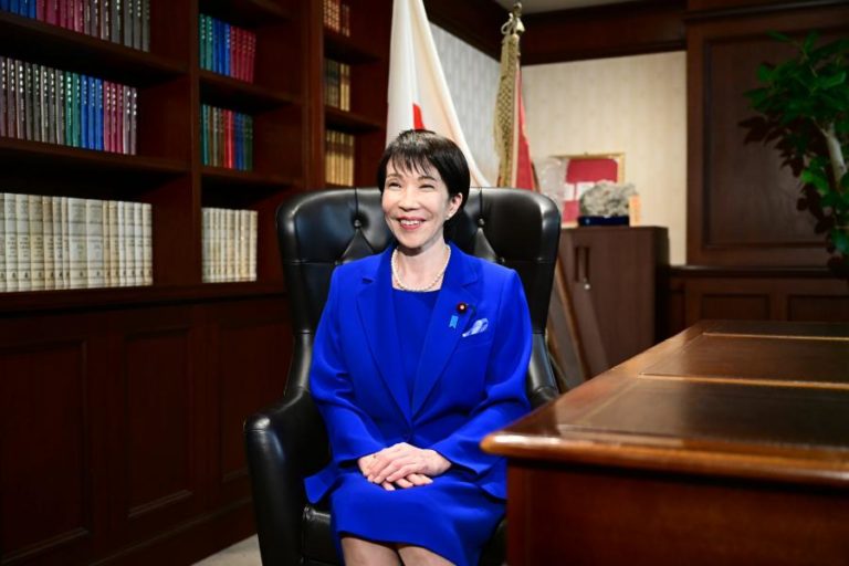 Crise política no Japão afeta nomeação de Sanae Taikichi como primeira-ministra