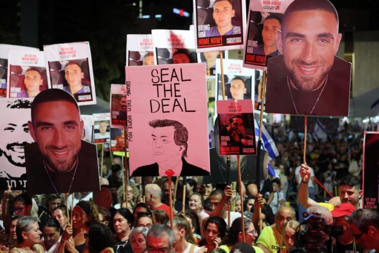 Milhares nas ruas de Israel pedem fim da guerra