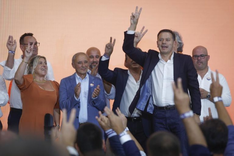 Vários dirigentes aproximam-se de Lisboa, PSD e PS em campanha mais a norte