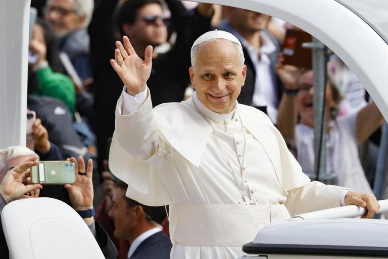 Leão XVI visitaTurquia e Líbano na primeira viagem internacional do pontificado