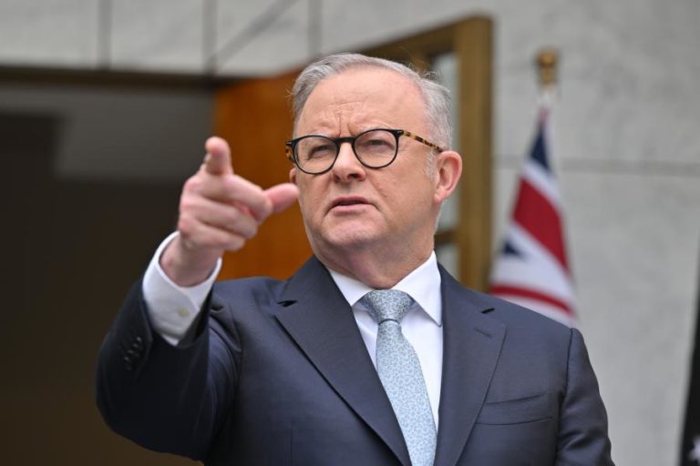 Austrália investiga fuga do número de telefone do primeiro-ministro Albanese