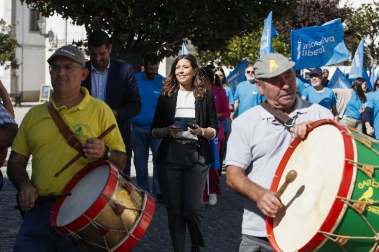 Mariana Leitão, a “canhota” de direita que só tem críticas à esquerda