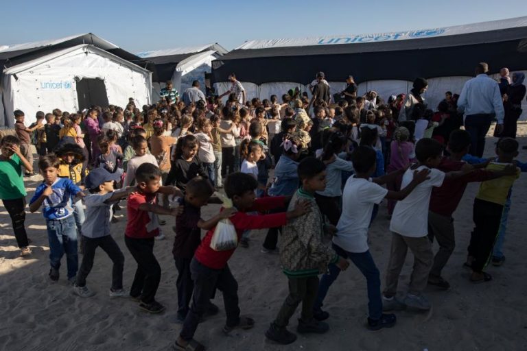 Unicef insta Israel a permitir a entrada de material educativo em Gaza