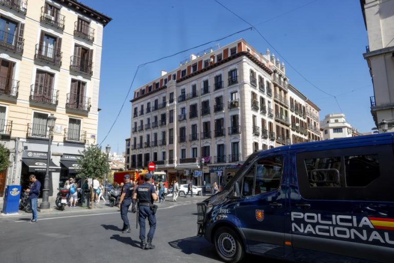 Recuperados corpos das quatro vítimas do colapso de um edifício no centro de Madrid