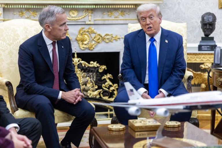 Trump rompe negociações comerciais com Canadá após anúncio televisivo