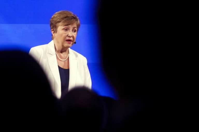 Economia global resiliente mas com sinais de alerta – FMI