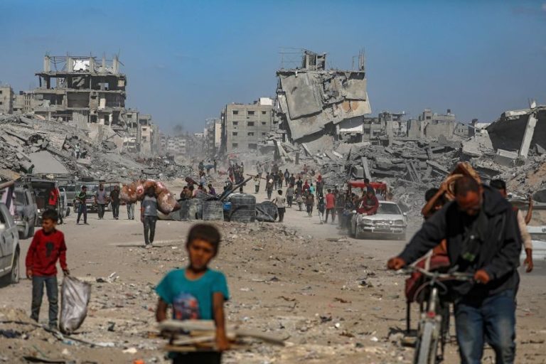 Quatro palestinianos mortos em ataques do Exército israelita em Gaza