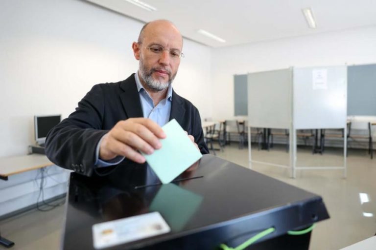 Rui Tavares diz que “ninguém se deve demitir” de participar