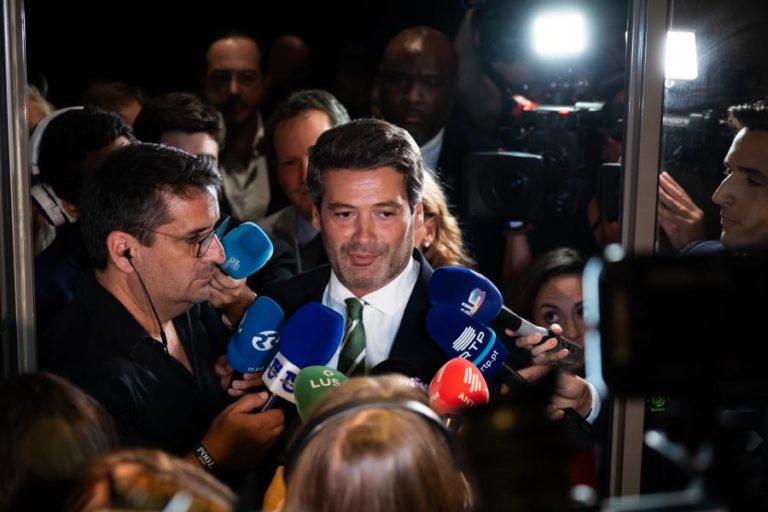 SOS Racismo apresenta queixa-crime contra André Ventura por discriminação e incitamento ao ódio