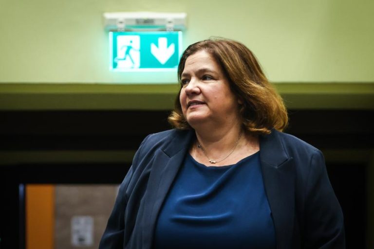 Socialista Alexandra Leitão diz que Câmara de Lisboa tem de assumir responsabilidade política