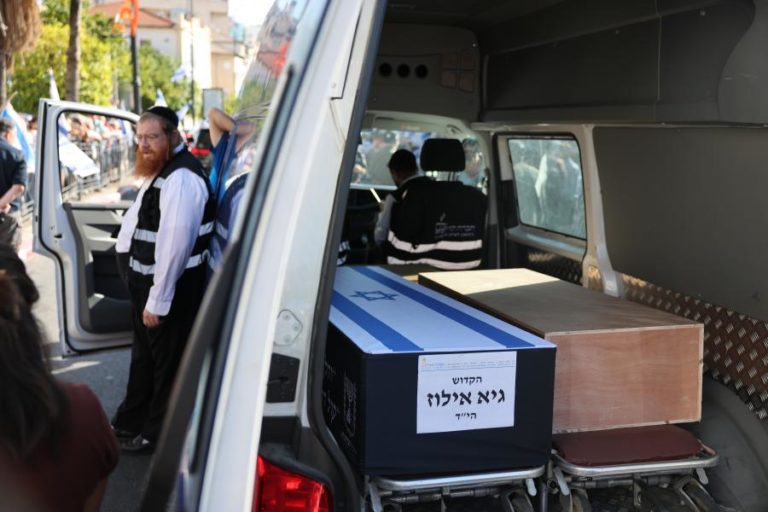 Israel espera mais devoluções de corpos de reféns na noite de hoje