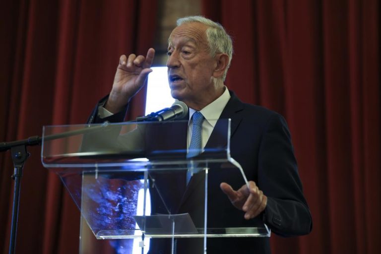Presidente da República destaca papel da diocese de Setúbal no apoio à população
