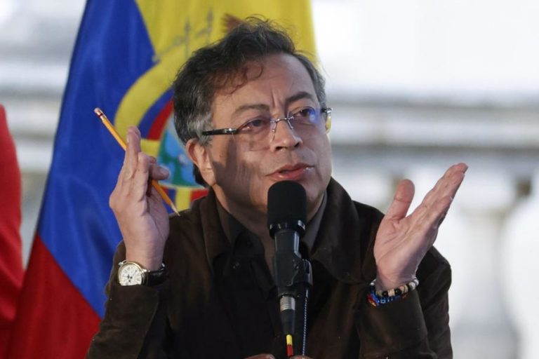 EUA impõem sanções ao presidente da Colômbia e família por acusações de envolvimento no tráfico de drogas
