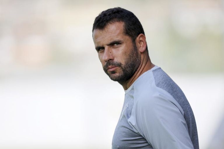 João Nuno “triste” com eliminação quer Estrela da Amadora a “competir no máximo”