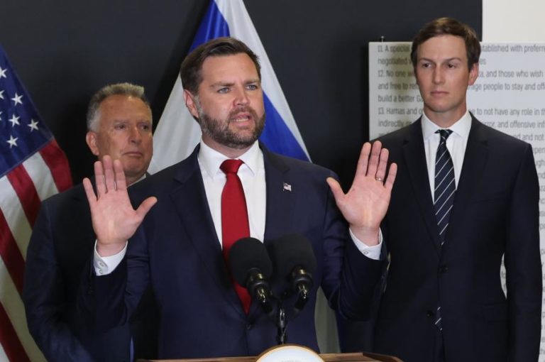 J.D. Vance descarta tropas dos EUA na Faixa de Gaza e ultimato ao Hamas