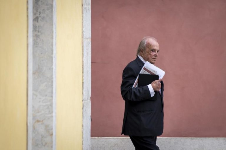 Velório de Francisco Pinto Balsemão realiza-se hoje às 18:30 em Lisboa