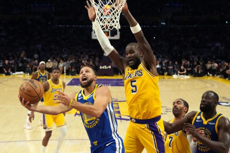 NBA aprova venda dos LA Lakers por cerca de 8,6 mil milhões de euros