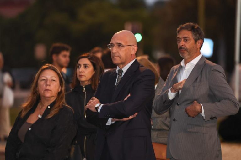 Passos lembra “figura marcante da democracia” e admite que PSD de hoje é diferente