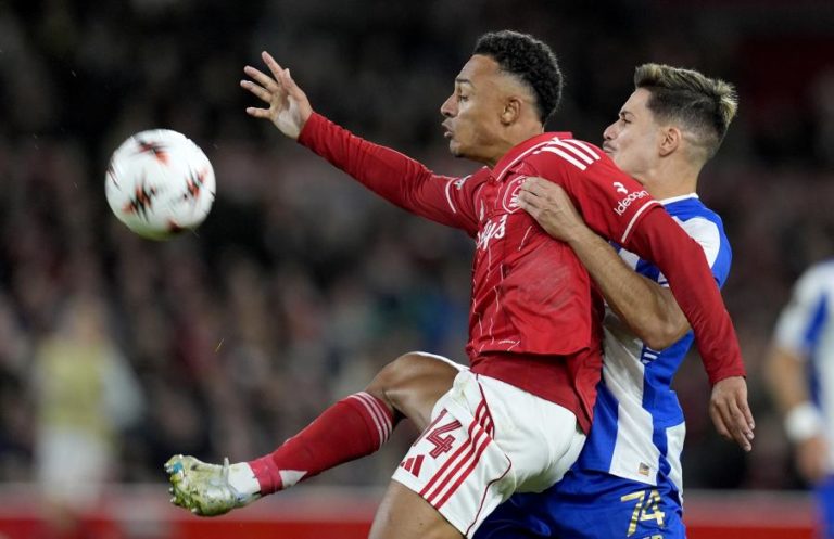 FC Porto sofre primeira derrota da época ao ceder por 2-0 na visita ao Nottingham