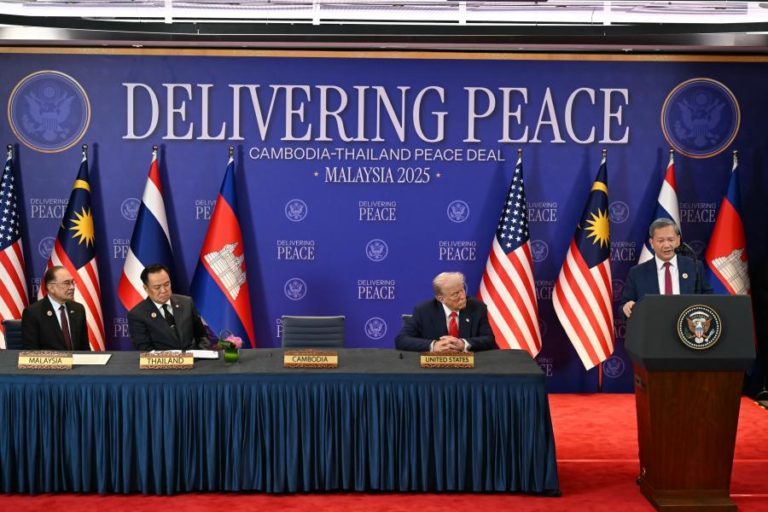 Trump anuncia “acordo histórico” entre Tailândia e Camboja após disputa fronteiriça