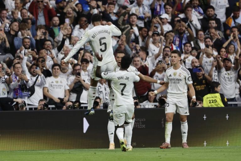 Real Madrid bate FC Barcelona e distancia-se na liderança do campeonato espanhol