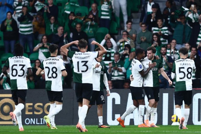 Sporting de ‘teenagers’ goleia Alverca e está na ‘final four’ da Taça da Liga