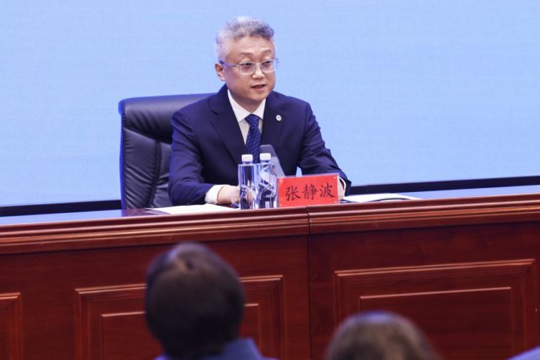 China diz estar no bom caminho para enviar astronautas para a Lua até 2030